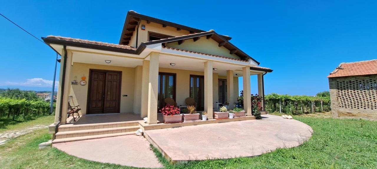 B & B Le Tre Rose Tollo Exterior foto