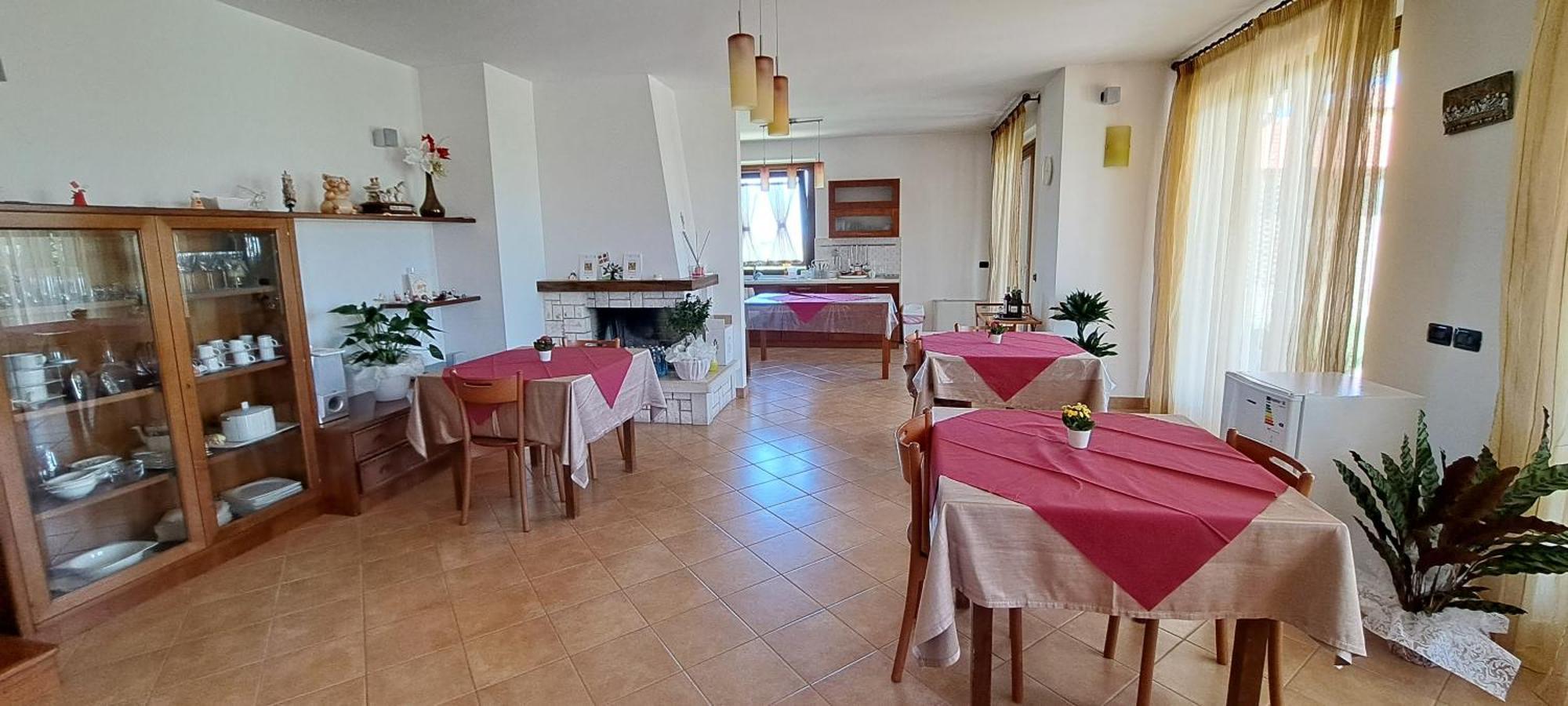 B & B Le Tre Rose Tollo Exterior foto
