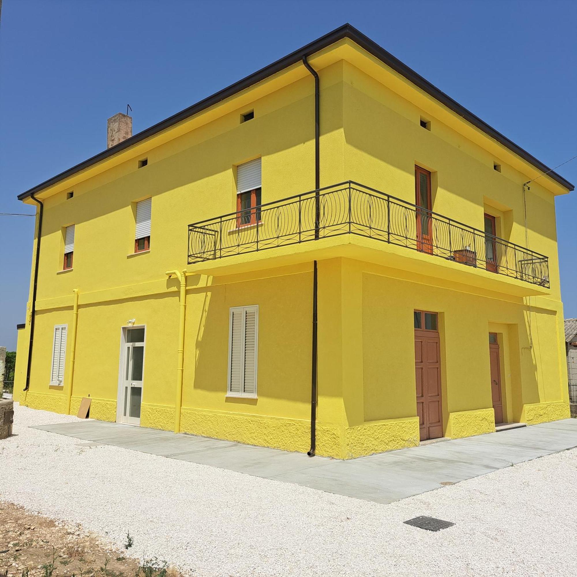 B & B Le Tre Rose Tollo Exterior foto