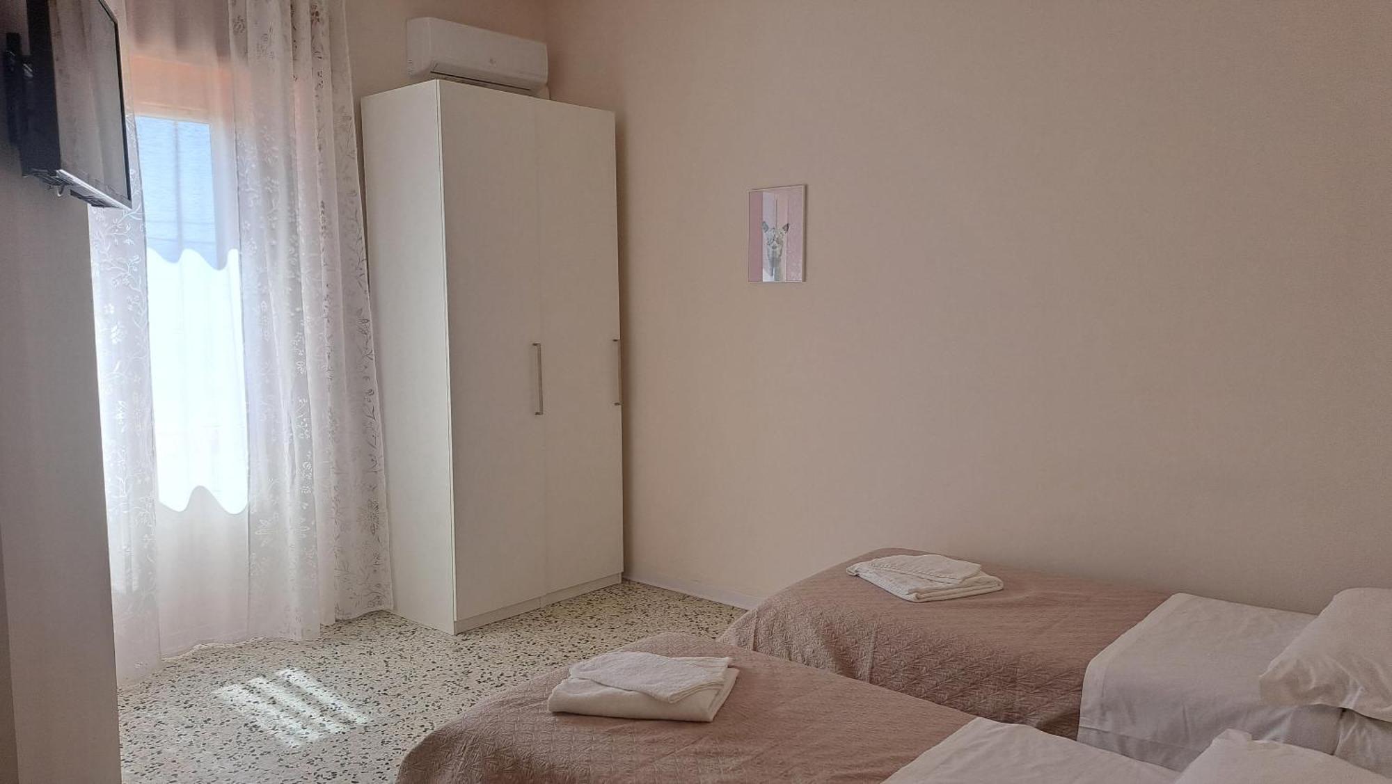 B & B Le Tre Rose Tollo Exterior foto