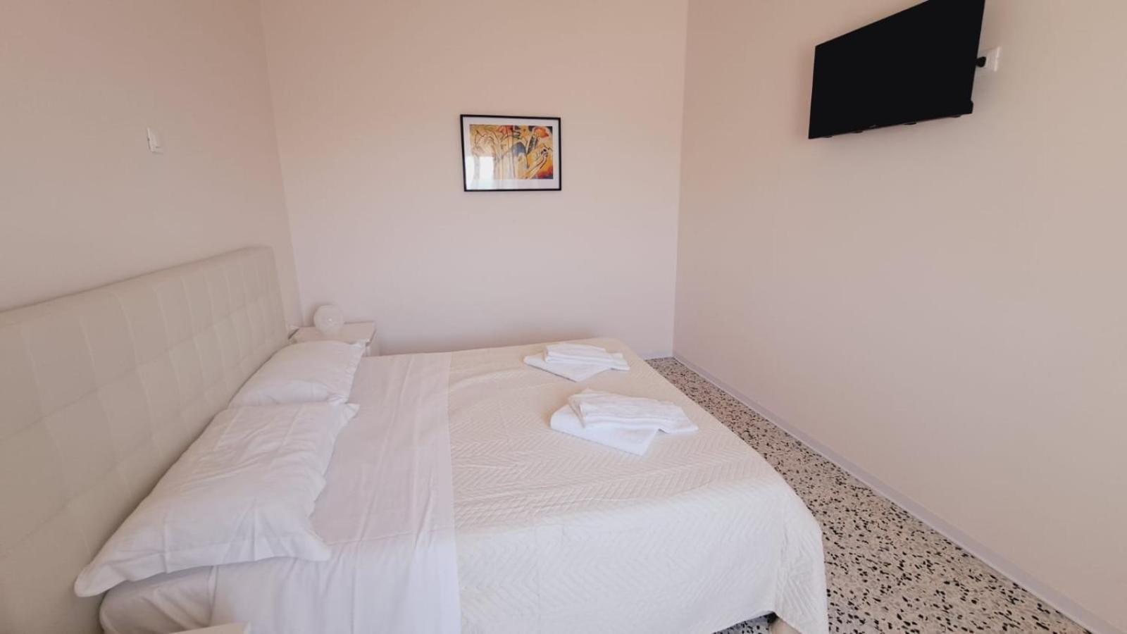 B & B Le Tre Rose Tollo Exterior foto